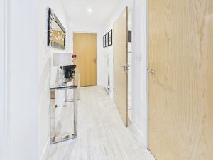 ENTRANCE HALLWAY- click for photo gallery